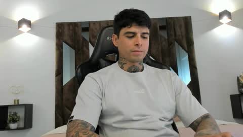 Snapshot of mateo_dilucajs1 chatting on October 5, 7:45 pm mateo_dilucajs1 online show from October 5, 7:45 pm