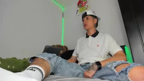 mateo_escobar online show from March 15, 5:13 am