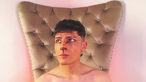 mateo mitchell online show from October 27, 5:00 am