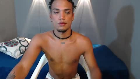 Mateo and Noah online show from May 19, 6:36 pm