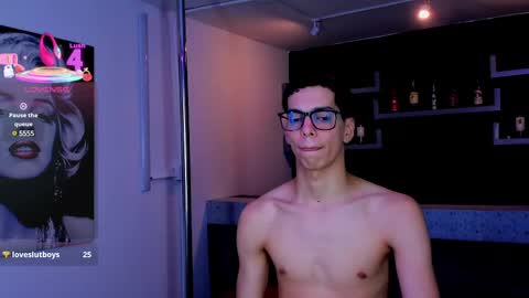 Mateo online show from February 28, 8:28 pm