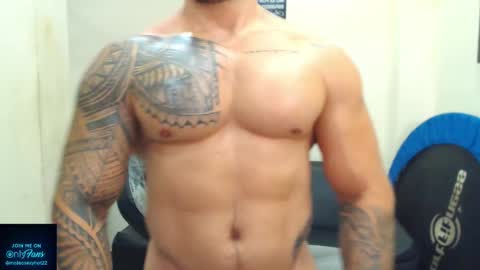 Mateo online show from April 30, 8:15 pm