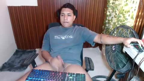 mateuspolla online show from May 22, 4:41 am