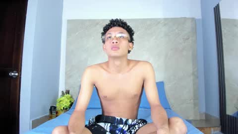 matheoo_23 online show from March 24, 7:30 pm