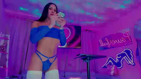 Powerfull  online show from September 23, 4:32 pm