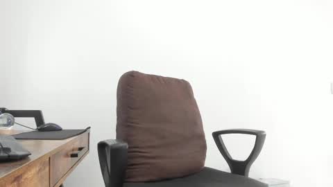 Matheus     online show from February 26, 8:11 pm