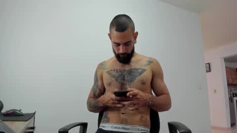 Matheus     online show from September 25, 6:55 pm