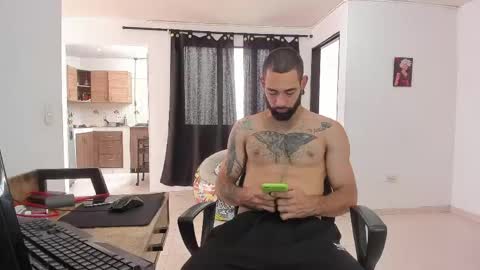 Matheus     online show from May 13, 4:48 pm