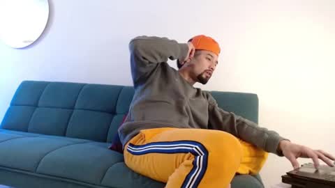 Snapshot of mathew444 chatting on March 25, 9:21 pm STRURIBE ON INSTAGRAM online show from March 25, 9:21 pm