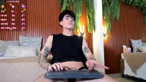 Mathew Stardust online show from February 8, 12:03 am