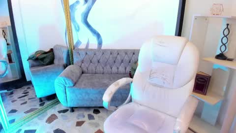 Snapshot of mathewsanz_ chatting on April 1, 1:41 pm MathewSanz online show from April 1, 1:41 pm