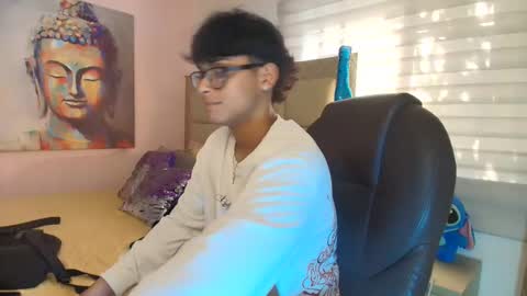 MATHIAS online show from March 31, 7:36 pm