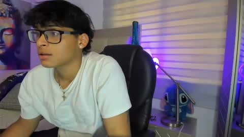 MATHIAS online show from April 3, 7:45 pm