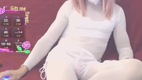 LooLa online show from November 28, 8:55 pm