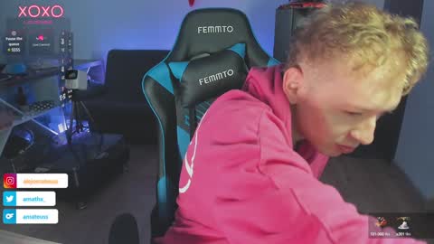 Snapshot of mathwx_ chatting on December 27, 9:54 pm Alejandro Alex online show from December 27, 9:54 pm