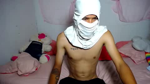 Snapshot of matias18__ chatting on September 30, 3:28 pm matias18__ online show from September 30, 3:28 pm