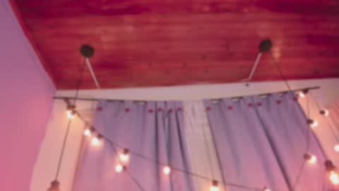 Snapshot of matias_skinny chatting on November 24, 3:28 am Mati online show from November 24, 3:28 am