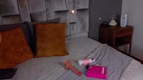 Snapshot of matildataylor__ chatting on July 8, 2:49 am Matilda online show from July 8, 2:49 am
