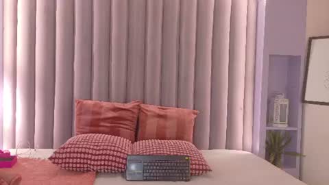 Snapshot of matildataylor__ chatting on July 13, 1:30 am Matilda online show from July 13, 1:30 am