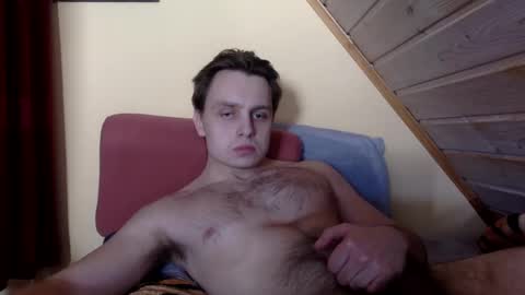 Snapshot of matko1492 chatting on February 15, 12:43 pm matko1492 online show from February 15, 12:43 pm
