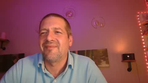 Snapshot of matrike1 chatting on February 14, 7:12 pm matrike1 online show from February 14, 7:12 pm
