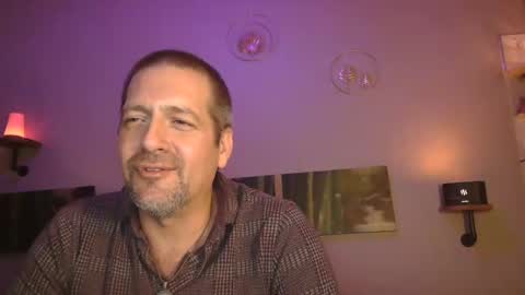 Snapshot of matrike1 chatting on February 24, 10:14 pm matrike1 online show from February 24, 10:14 pm