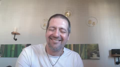 Snapshot of matrike1 chatting on March 2, 2:32 pm matrike1 online show from March 2, 2:32 pm