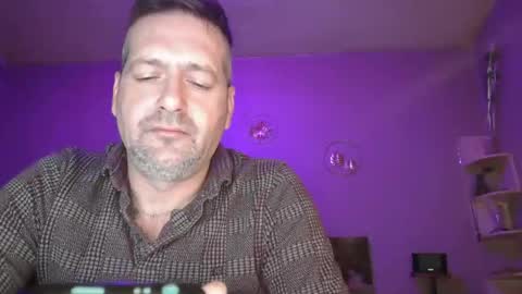 matrike1 online show from March 28, 11:26 pm