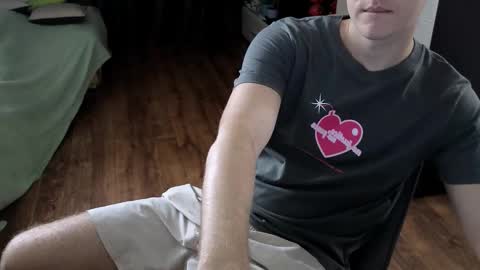 Snapshot of matt_aniston chatting on December 4, 12:03 pm Matt online show from December 4, 12:03 pm