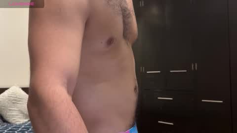 Snapshot of matt_artim chatting on December 5, 1:58 am The Matt Leon online show from December 5, 1:58 am