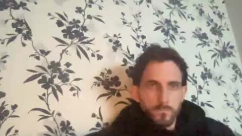 Snapshot of mattcarta chatting on December 19, 9:33 pm mattcarta online show from December 19, 9:33 pm