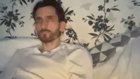 Snapshot of mattcarta chatting on December 22, 5:32 pm mattcarta online show from December 22, 5:32 pm