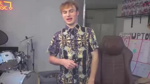 Matt Cash online show from October 4, 1:03 am