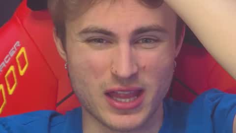 Snapshot of mattcashxxx chatting on March 1, 2:02 am Matt Cash online show from March 1, 2:02 am