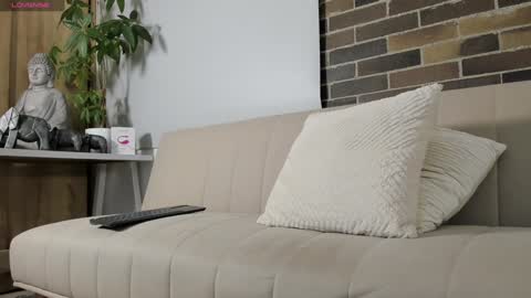 Snapshot of mattclawjean chatting on January 7, 1:06 am mattaclawjean online show from January 7, 1:06 am