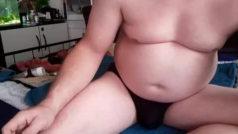 Snapshot of matten80 chatting on February 21, 10:27 am matten80 online show from February 21, 10:27 am