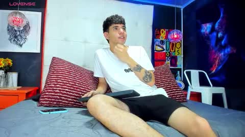 Snapshot of matteo12_ chatting on September 21, 4:14 am ---Matteo--- online show from September 21, 4:14 am