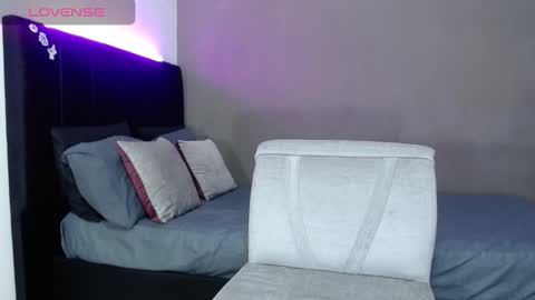 ---Matteo--- online show from February 23, 4:10 am