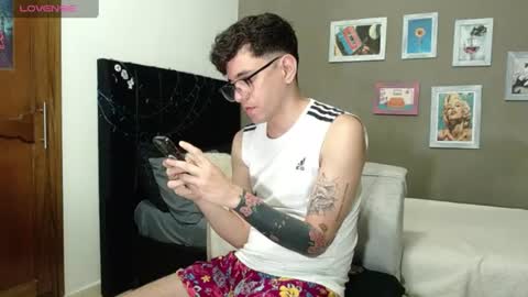 Snapshot of matteo12_ chatting on July 16, 2:17 am ---Matteo--- online show from July 16, 2:17 am