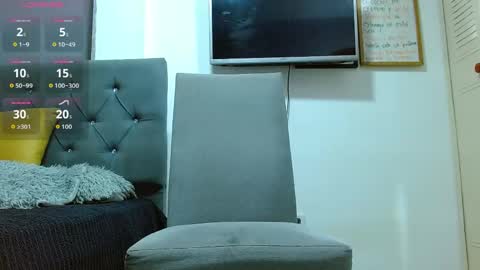 Snapshot of matteo_rreal chatting on May 12, 2:25 pm MATTEO online show from May 12, 2:25 pm