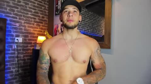 Snapshot of matteosantino chatting on September 17, 9:16 pm matteosantino online show from September 17, 9:16 pm