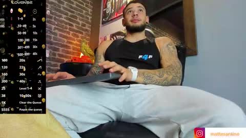 Snapshot of matteosantino chatting on October 28, 2:31 pm matteosantino online show from October 28, 2:31 pm