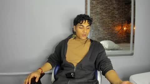 mattfiore online show from January 11, 7:52 pm