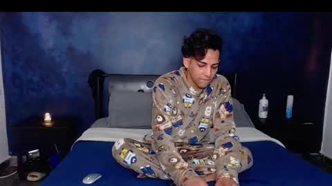 matthew_hawk19 online show from February 3, 2:00 pm