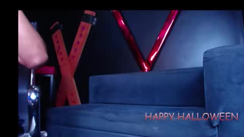 matthewlodge online show from October 31, 6:31 pm