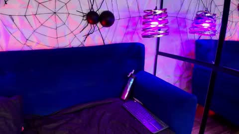 TATIANA  AND ROUS online show from December 14, 11:15 am