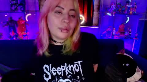 Snapshot of matti_sofia chatting on February 17, 11:07 am TATIANA AND ROUS online show from February 17, 11:07 am