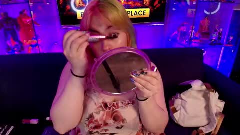 Snapshot of matti_sofia chatting on February 21, 11:11 am TATIANA AND ROUS online show from February 21, 11:11 am