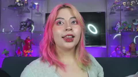 Snapshot of matti_sofia chatting on March 19, 11:14 am TATIANA AND ROUS online show from March 19, 11:14 am