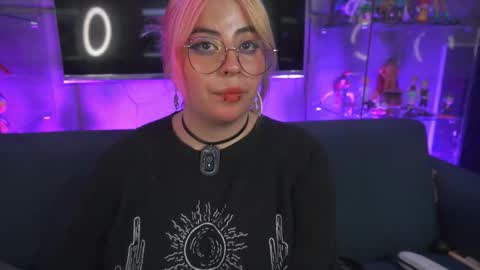 Snapshot of matti_sofia chatting on March 24, 3:06 pm TATIANA AND ROUS online show from March 24, 3:06 pm